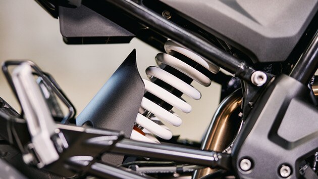 G 310 GS elementi oslanjanja