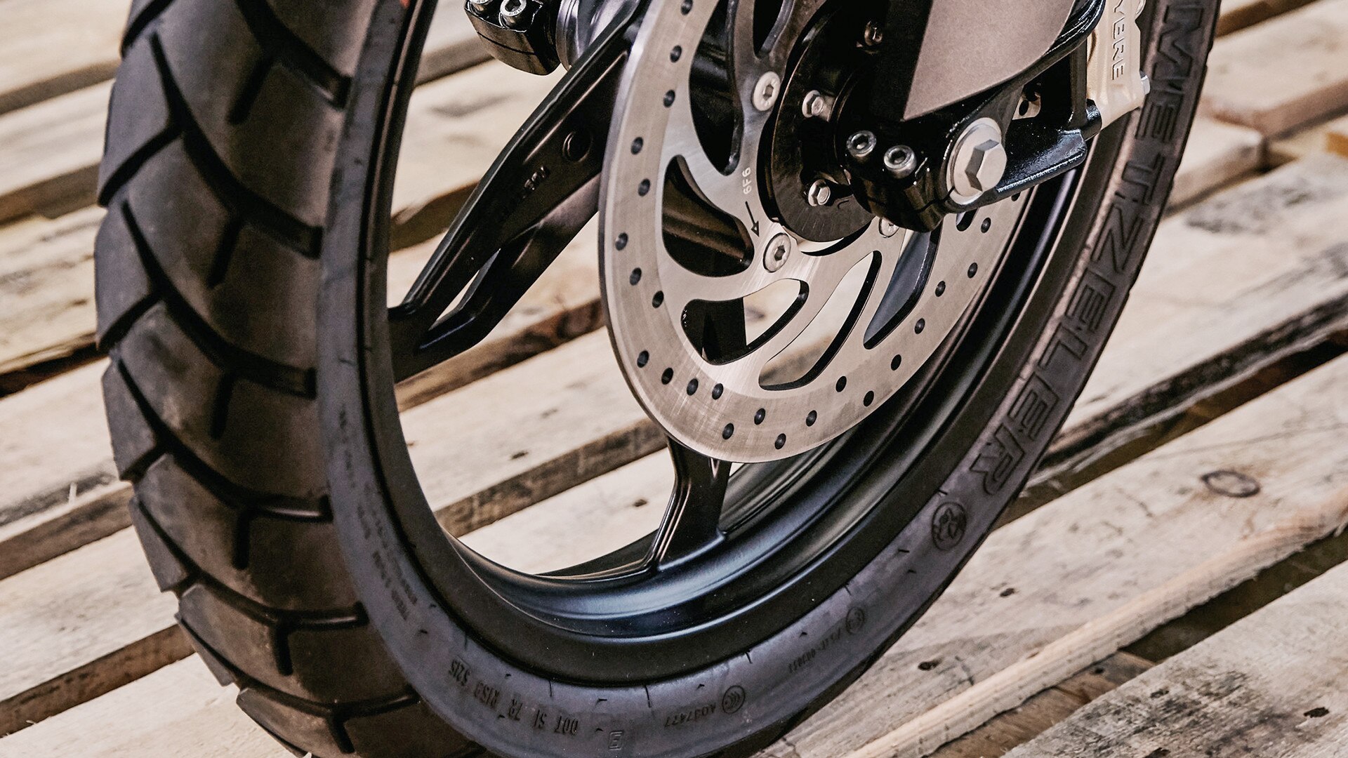 G 310 GS gume