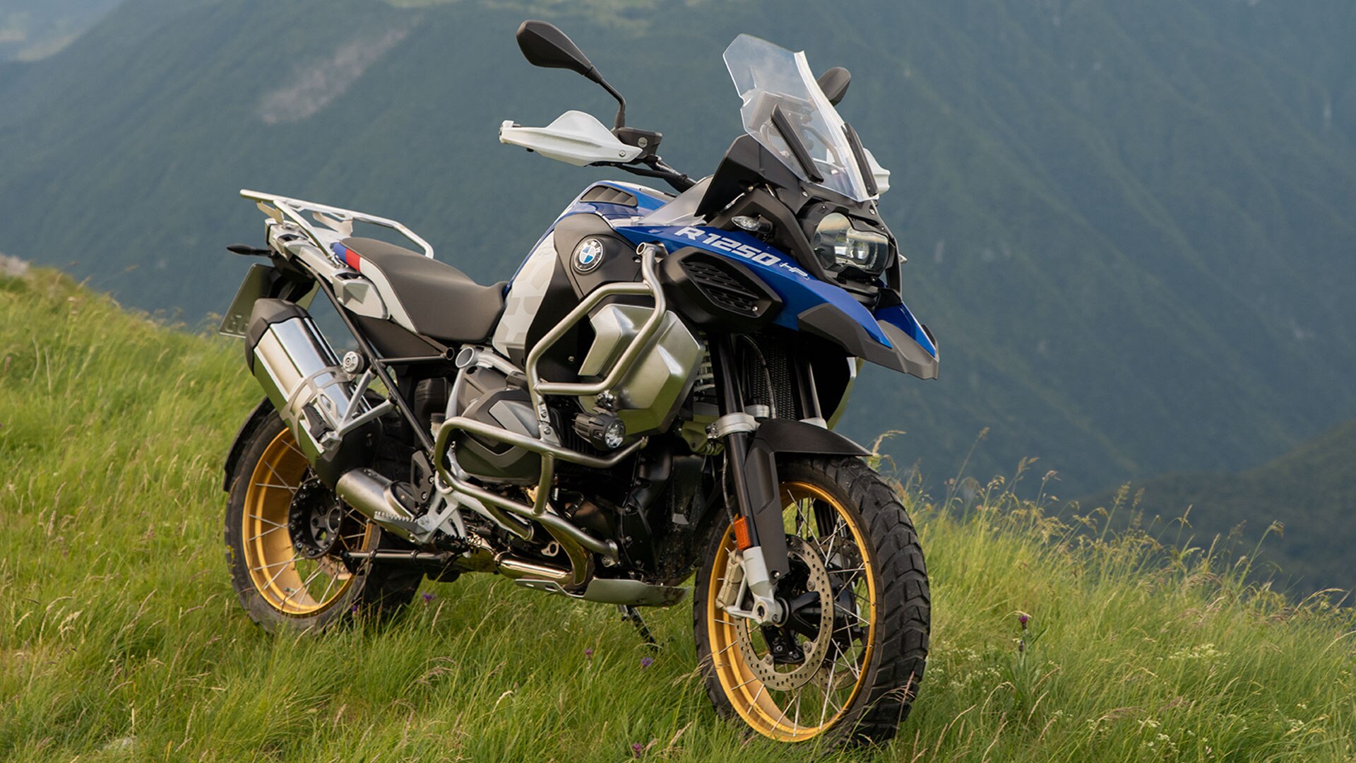 BMW R 1250 GS Adventure u planini