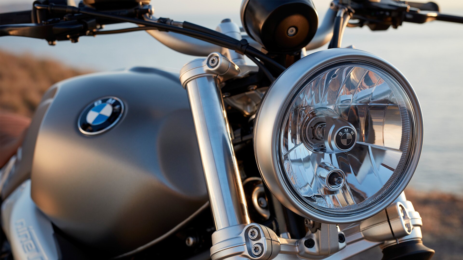 R nineT Scrambler okrugla svetla