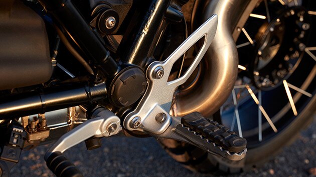 R nineT Scrambler nogostupi