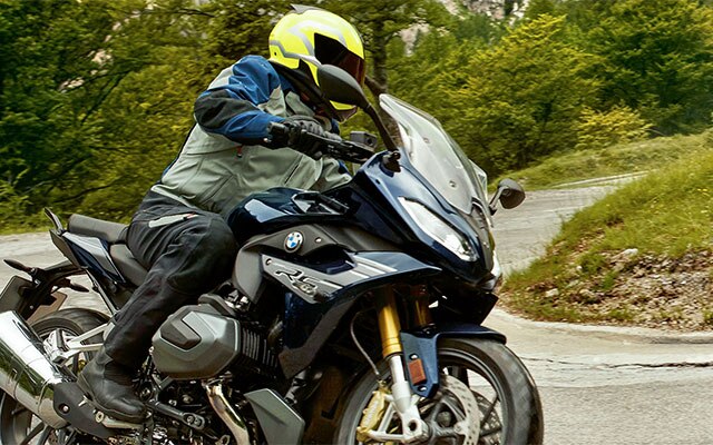 R 1250 RS u krivini