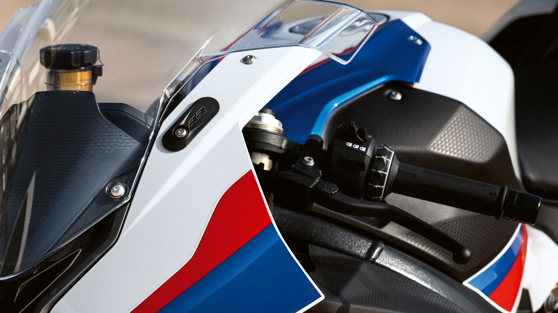BMW RR multi-kontroler na upravljaču
