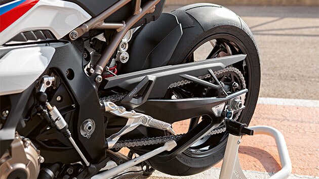 BMW RR zadnji nosač u serijskoj proizvodnji