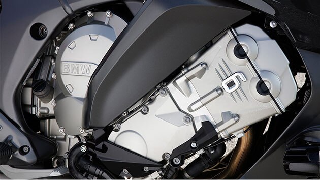 K 1600 GT višebojni šestocilindrični linijski motor