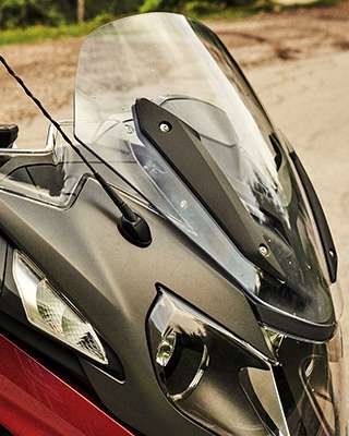 BMW R 1250 RT i kratki vetrobran